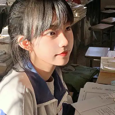 唐依童
